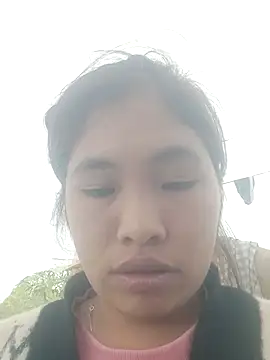 Luyen004 online show from November 19, 2025, 4:45 am