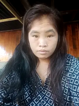 Luyen004 online show from October 5, 2025, 1:13 pm