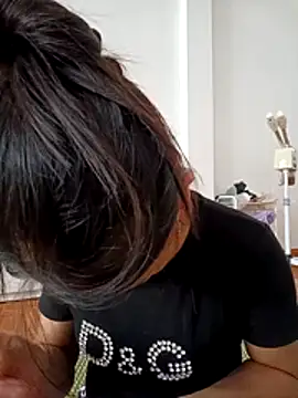 Na xx online show from November 9, 2025, 3:43 am