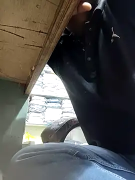 Snapshot of lil_saintdeath chatting on October 31, 2025, 6:54 am lil saintdeath online show from October 31, 2025, 6:54 am