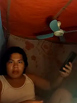 Huntrix2025 online show from November 7, 2025, 5:39 pm