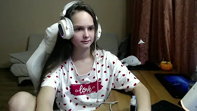 SharybbFace online show from October 6, 2025, 3:24 pm