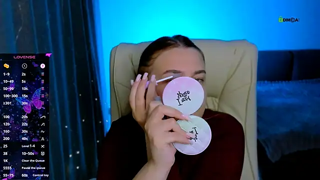 red  dizzy online show from October 21, 2025, 10:09 pm