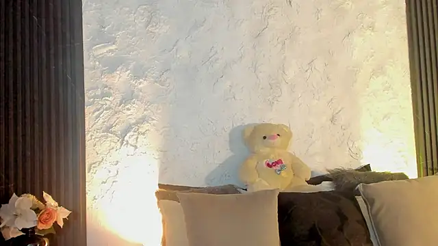 joselin rouse online show from November 6, 2025, 11:58 am