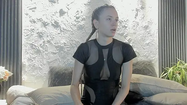 joselin rouse online show from April 18, 2026, 1:13 pm