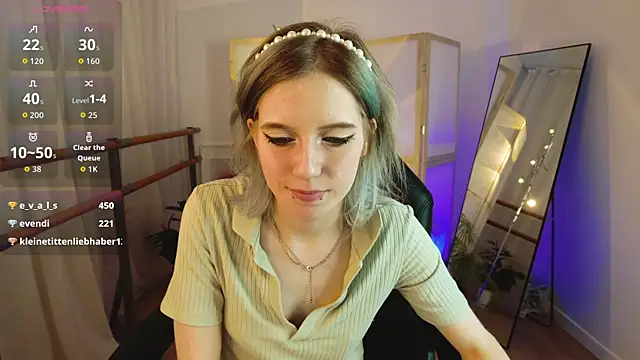 MorgyAsuna  online show from October 1, 2025, 1:44 am