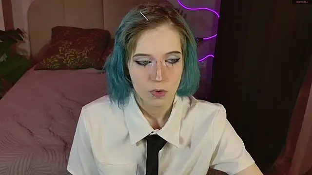 MorgyAsuna  online show from October 7, 2025, 8:32 pm