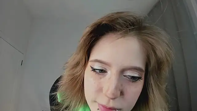 MorgyAsuna  online show from November 25, 2025, 2:06 pm