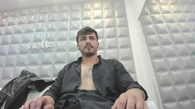 Jack Daniel   online show from October 1, 2025, 2:54 pm