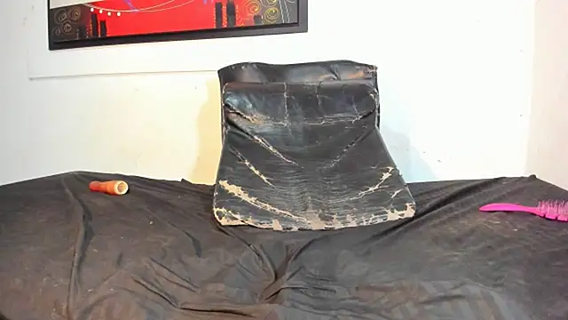 valeriapinkxx online show from March 8, 2026, 1:58 pm