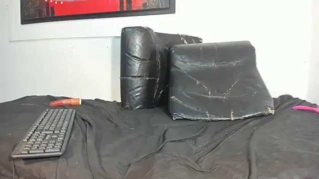 valeriapinkxx online show from March 19, 2026, 2:06 pm