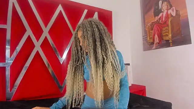 angelkyraasm online show from April 16, 2026, 12:39 pm