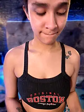 Isabella-Teen online show from September 21, 2025, 1:33 am