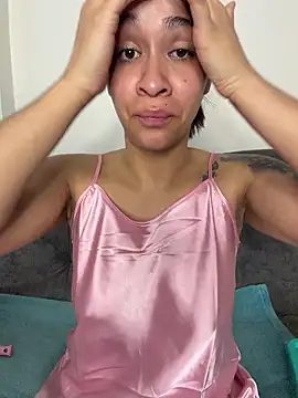 Isabella-Teen online show from January 14, 2026, 2:26 am