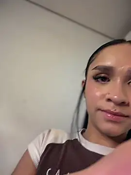 Isabella-Teen online show from April 11, 2026, 7:45 am