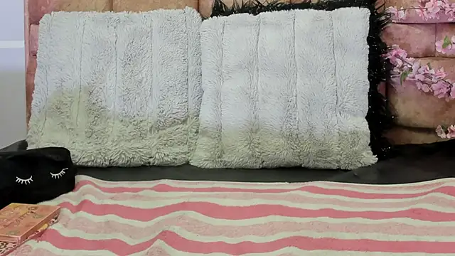 alix noa online show from October 4, 2025, 8:43 pm