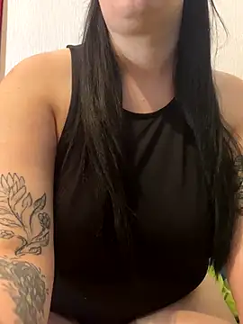 Snapshot of Mags1061 chatting on September 20, 2025, 9:09 pm Mags1061 online show from September 20, 2025, 9:09 pm