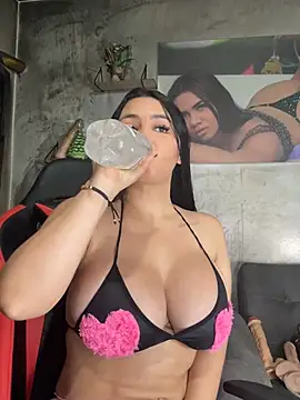 innocenttemplegirl online show from February 15, 2026, 12:55 am