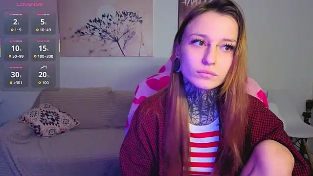 LilithPoison online show from September 16, 2025, 4:19 pm