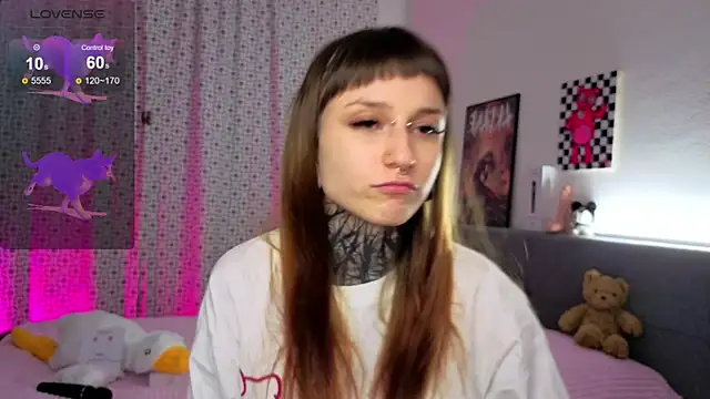 LilithPoison online show from November 27, 2025, 6:08 pm