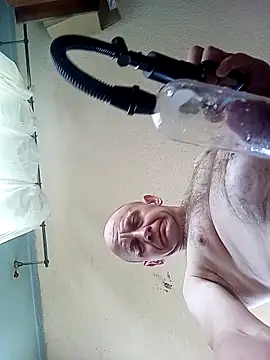 Snapshot of Jarektchurzewski chatting on May 10, 2026, 1:57 pm Jarektchurzewski online show from May 10, 2026, 1:57 pm
