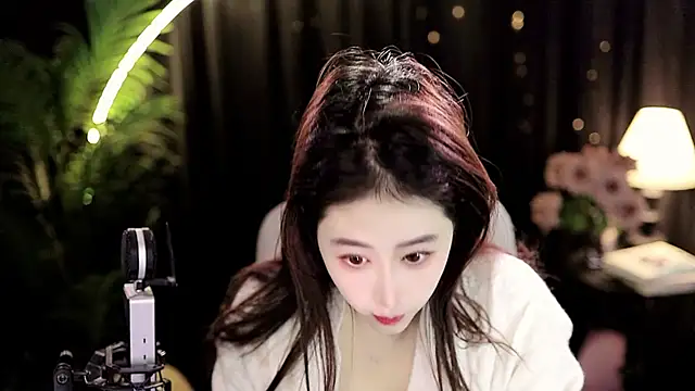 Snapshot of Sweet-Tea chatting on January 12, 2026, 1:23 am Sweet-Tea online show from January 12, 2026, 1:23 am