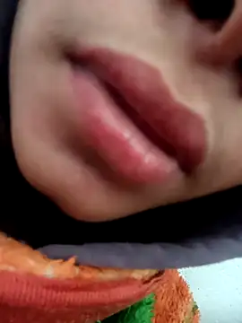 Snapshot of Aaisha-16 chatting on February 4, 2026, 4:18 am Aaisha-16 online show from February 4, 2026, 4:18 am