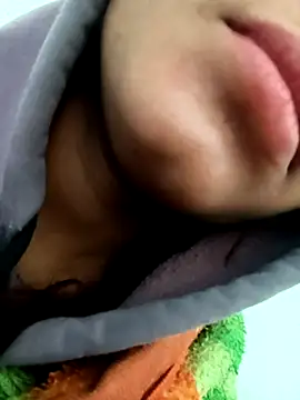 Snapshot of Aaisha-16 chatting on February 17, 2026, 3:48 am Aaisha-16 online show from February 17, 2026, 3:48 am