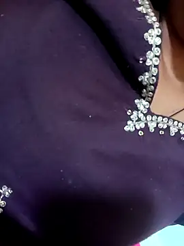 Aaisha-16 online show from April 5, 2026, 4:08 am