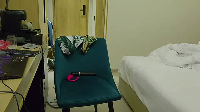 LustfulSin  online show from November 1, 2025, 10:14 pm