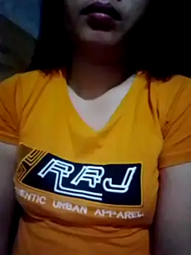 sweet bella16 online show from October 11, 2025, 3:02 pm