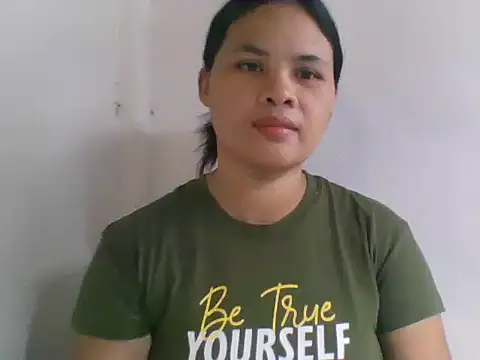 sweet bella16 online show from September 18, 2025, 7:11 am