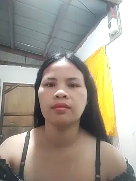 sweet bella16 online show from September 18, 2025, 8:45 pm