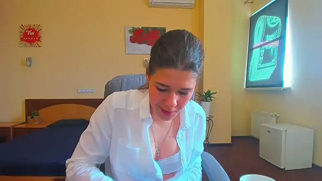 Joannia online show from September 25, 2025, 7:14 am