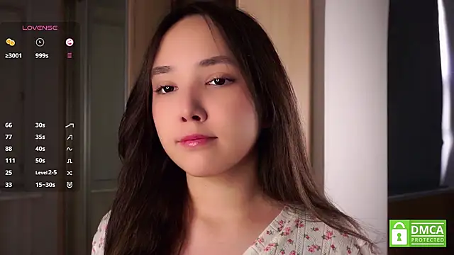 RenaeConnerley online show from September 29, 2025, 4:52 am