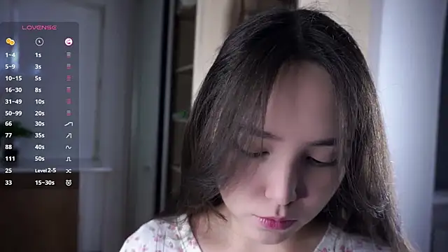 RenaeConnerley online show from September 26, 2025, 4:30 am