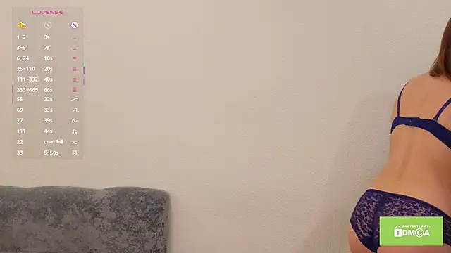 vanessa one  online show from October 18, 2025, 9:44 am