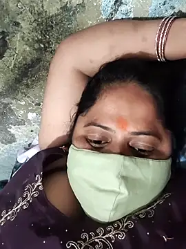 Mmm143 online show from April 14, 2026, 8:19 am