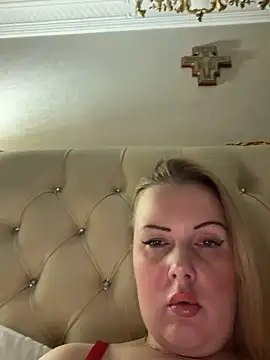 Piccolamonella29 online show from March 1, 2026, 4:23 am