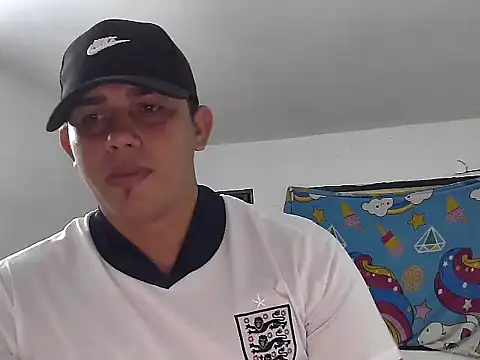 Alex man23 online show from October 1, 2025, 4:17 am