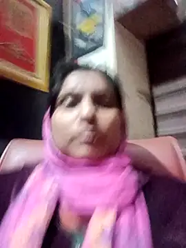 aliya-jaan71 online show from December 18, 2025, 4:22 pm