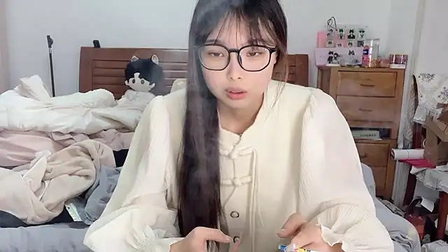 Akong11 online show from November 28, 2025, 6:24 am