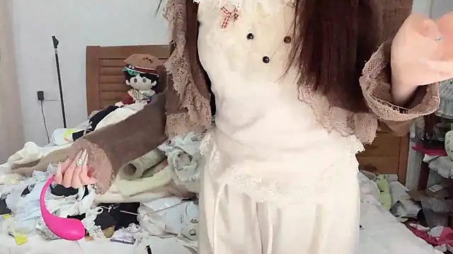 Akong11 online show from November 2, 2025, 2:00 pm