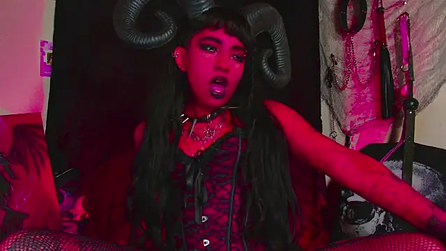 agathaaiko6 online show from October 19, 2025, 1:19 am