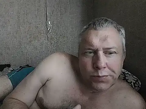 Snapshot of evulis1 chatting on August 1, 2026, 3:43 pm evulis1 online show from August 1, 2026, 3:43 pm