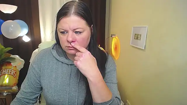 BritneyRaine online show from September 28, 2025, 5:58 am