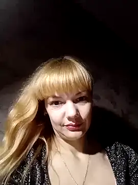 AliceSwan1122 online show from October 13, 2025, 8:54 pm