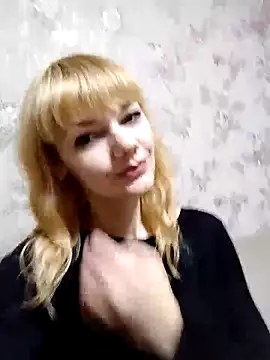 AliceSwan1122 online show from September 22, 2025, 7:20 pm