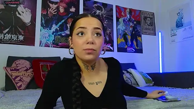 KiraQuinn1 online show from October 4, 2025, 3:13 pm