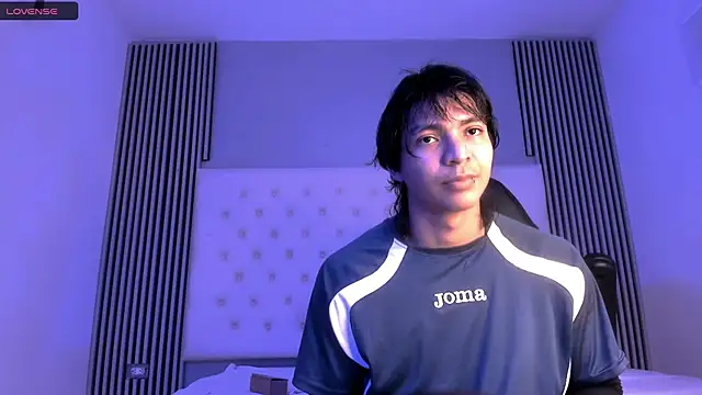 toji luxxer online show from November 19, 2025, 8:31 pm